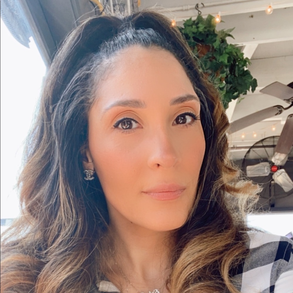 Meet your Posher, Erica